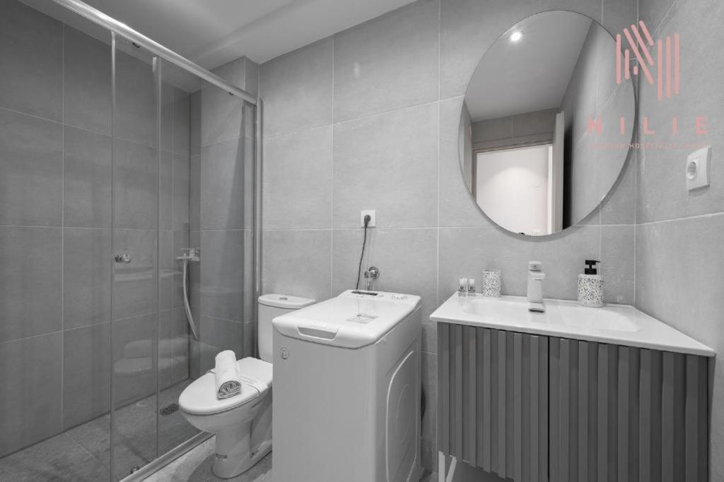 V1 Boutique Rooms, Nilie Hospitality Mgmt テッサロニキ エクステリア 写真