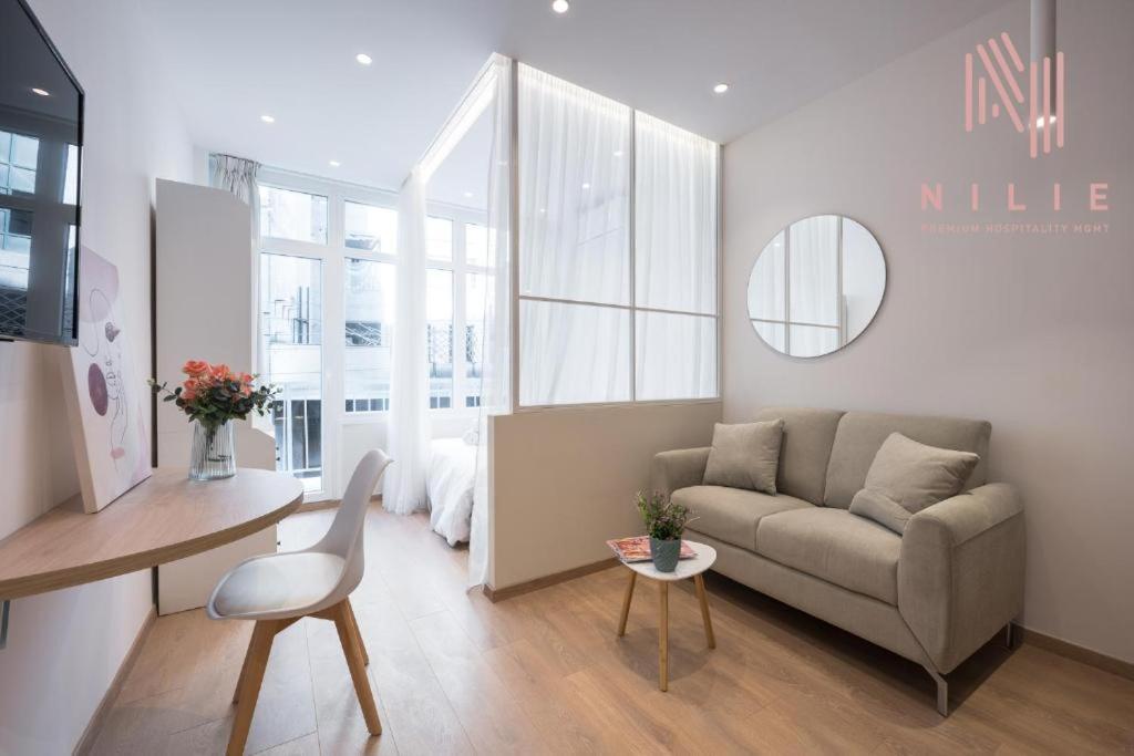 V1 Boutique Rooms, Nilie Hospitality Mgmt テッサロニキ エクステリア 写真