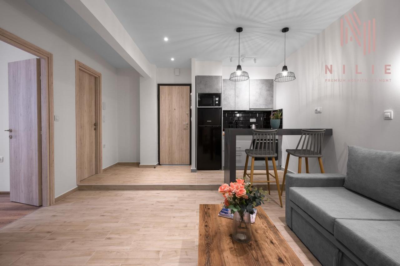 V1 Boutique Rooms, Nilie Hospitality Mgmt テッサロニキ エクステリア 写真